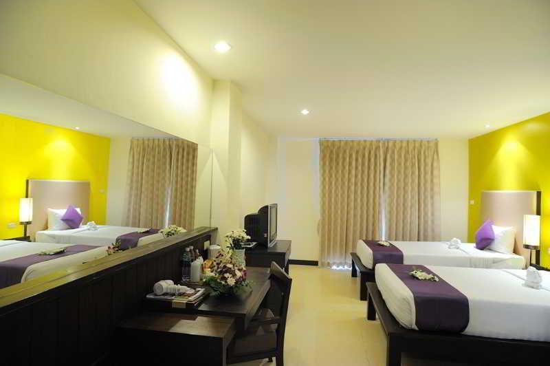 Baramee Resortel Patong Exteriör bild
