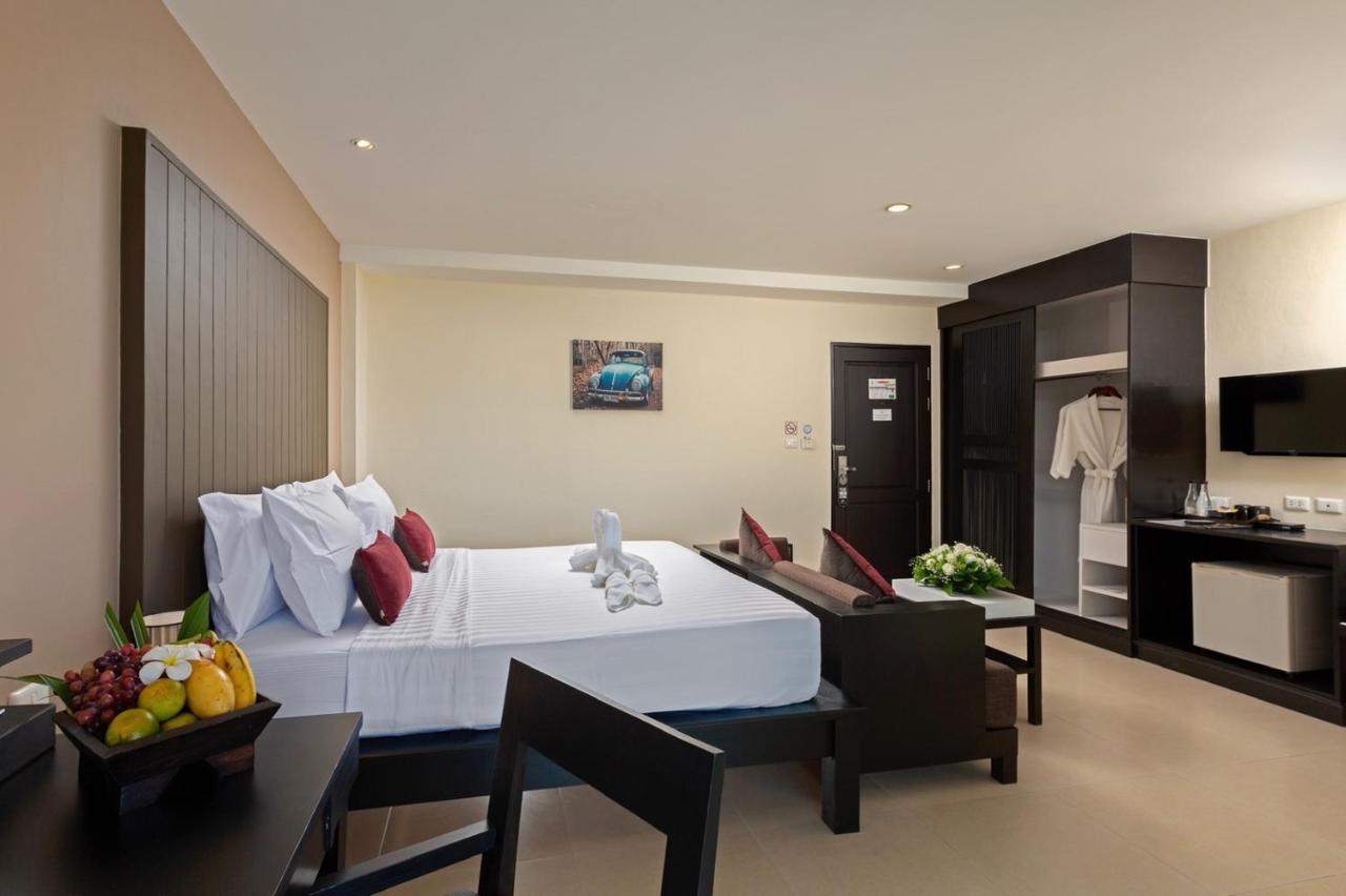 Baramee Resortel Patong Exteriör bild