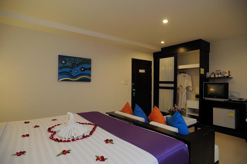 Baramee Resortel Patong Exteriör bild