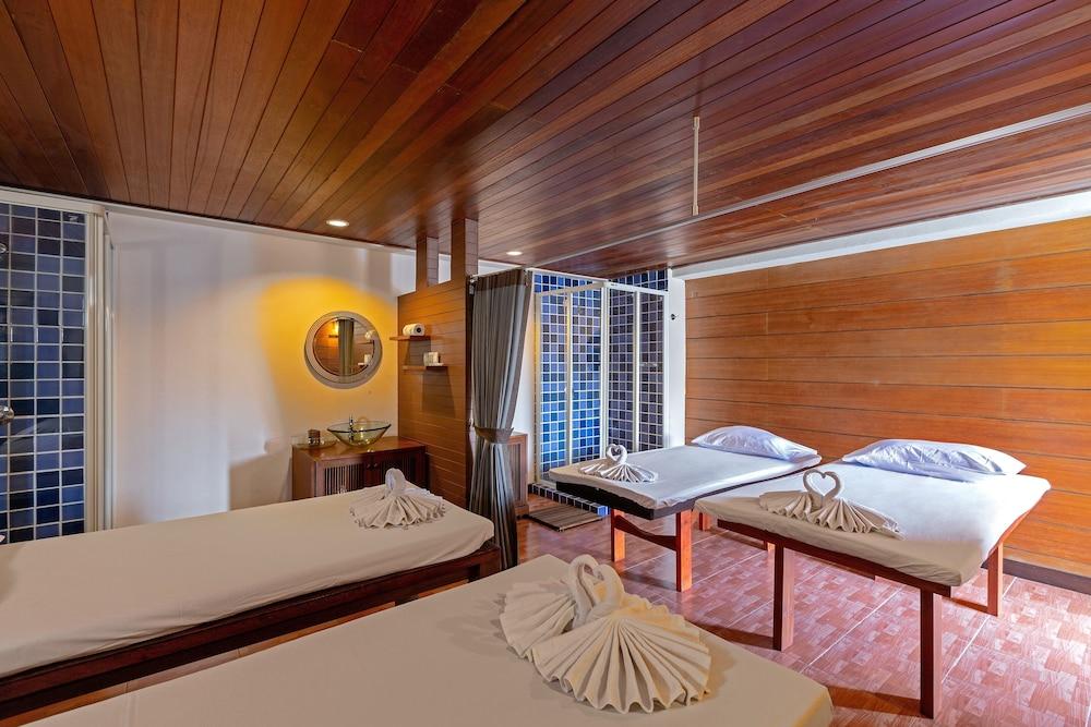 Baramee Resortel Patong Exteriör bild